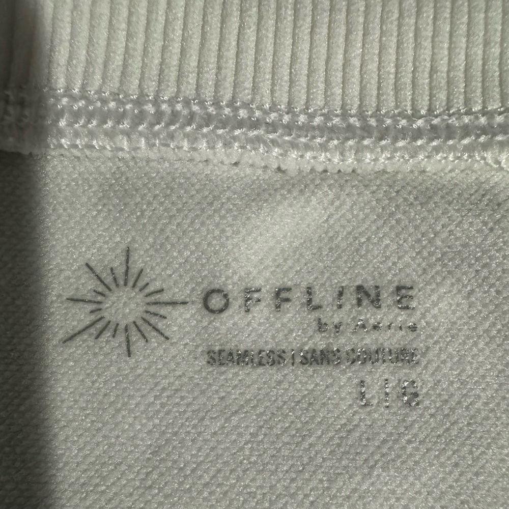 Aerie Offline Sidewalk Seamless Cropped T-Shirt Size Large White - Picture 4 of 6